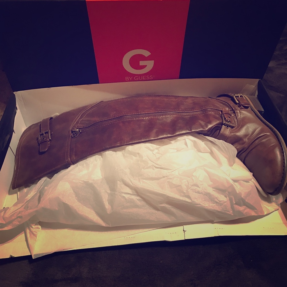Women’s Guess boots